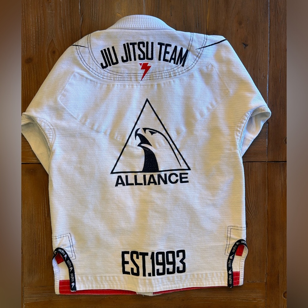 Storm x Alliance BJJ gi F3 TOP ONLY - Picture 5 of 5